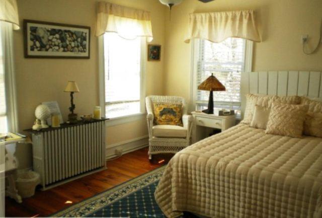The Stirling House Waterfront Inn グリーンポート 部屋 写真