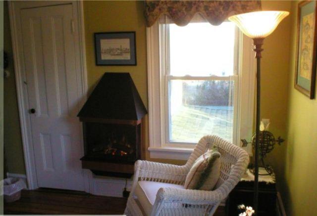 The Stirling House Waterfront Inn グリーンポート エクステリア 写真